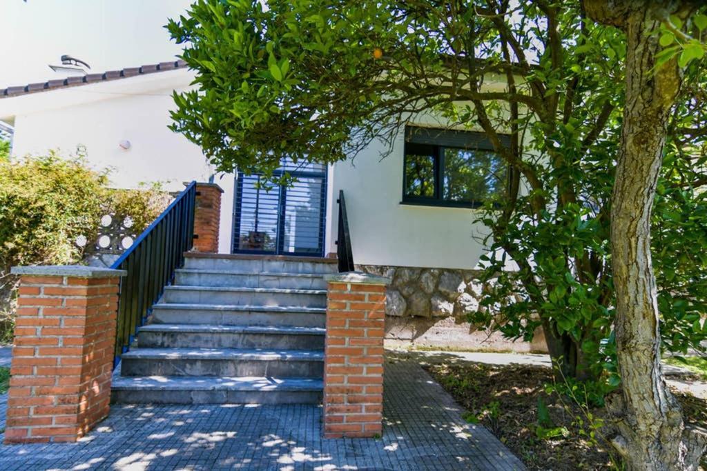 ¡Nuevo! Espectacular Casa En La Playa De Berria Villa Santona Exterior photo